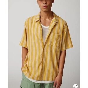 NWT Urban Outfitters Standard Cloth Liam Gold Stripe Crinkle Shirt Mens Size S